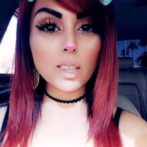 Meet your Posher, Monica